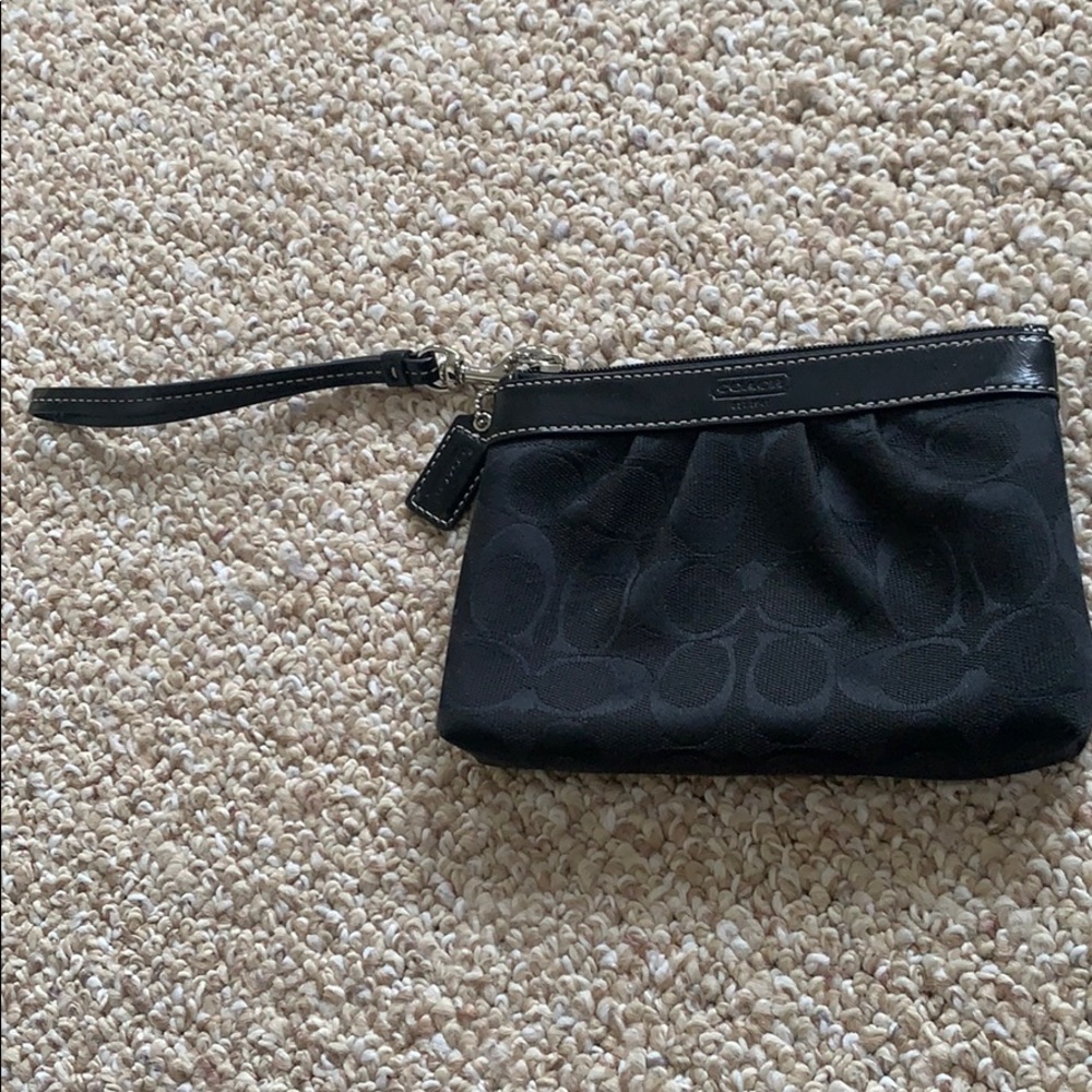 Like new coach wristlet